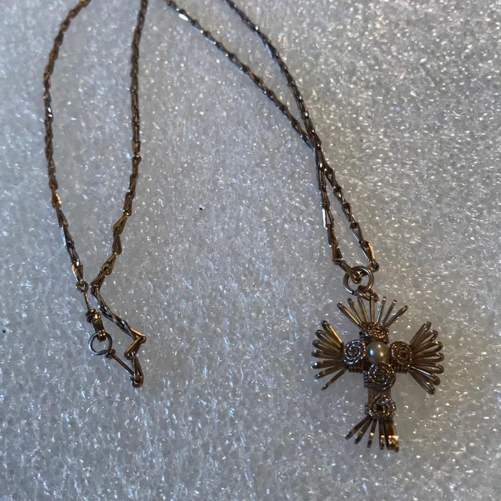 Antique Gold Wire Cross Necklace Gem